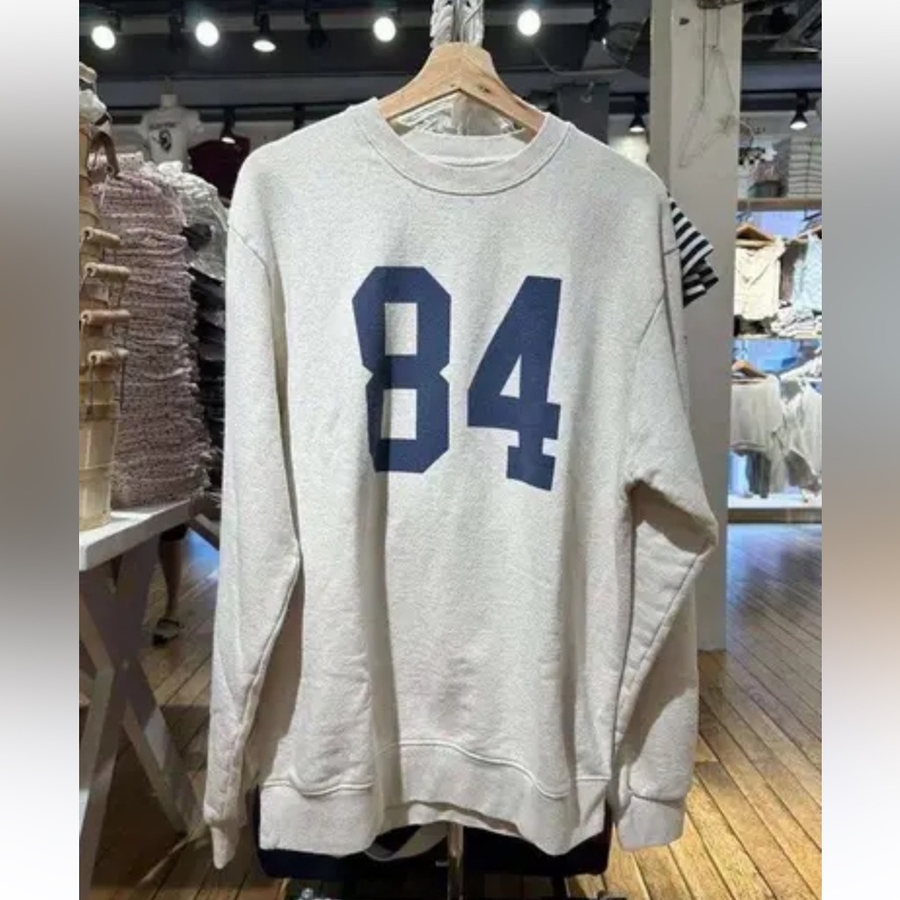 BrandyMelville rare 84 crewneck sweatshirt